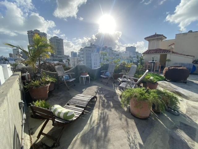 Fresh Tropical Colonial Style Walk-Up- Rooftop Terrace- Beach View 산후안 외부 사진